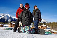 18 Jerome Ryan, Peter Ryan, Charlotte Ryan With Lake Louise Ski Lodge Behind